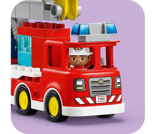 LEGO DUPLO 10473 Wóz strażacki z wężem i strażakiem - 1473395 - zdjęcie 9